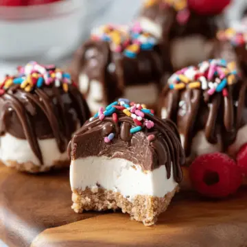 No-Bake Cheesecake Bites