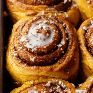Pumpkin Cinnamon Rolls