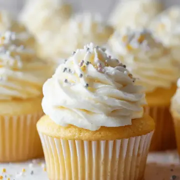 Moist Vanilla Cupcakes