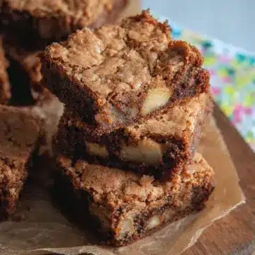 Quick and Easy Apple Brownies