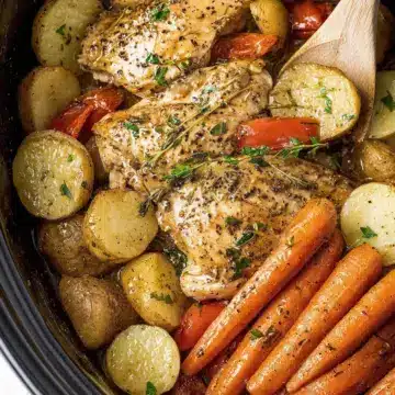 Slow Cooker Garlic Butter Chicken and Veggies