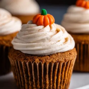 Pumpkin Cupcakes with Cinnamon Cream Cheese Frosting