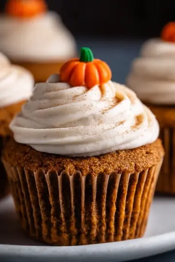 Pumpkin Cupcakes with Cinnamon Cream Cheese Frosting
