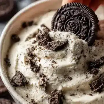 Cookies and Cream Protein Fluff Yogurt