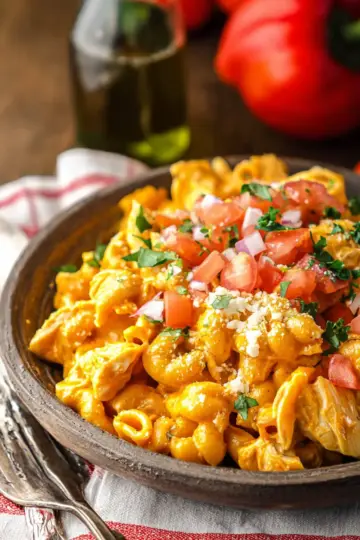Crockpot Cheesy Chicken Enchilada Pasta
